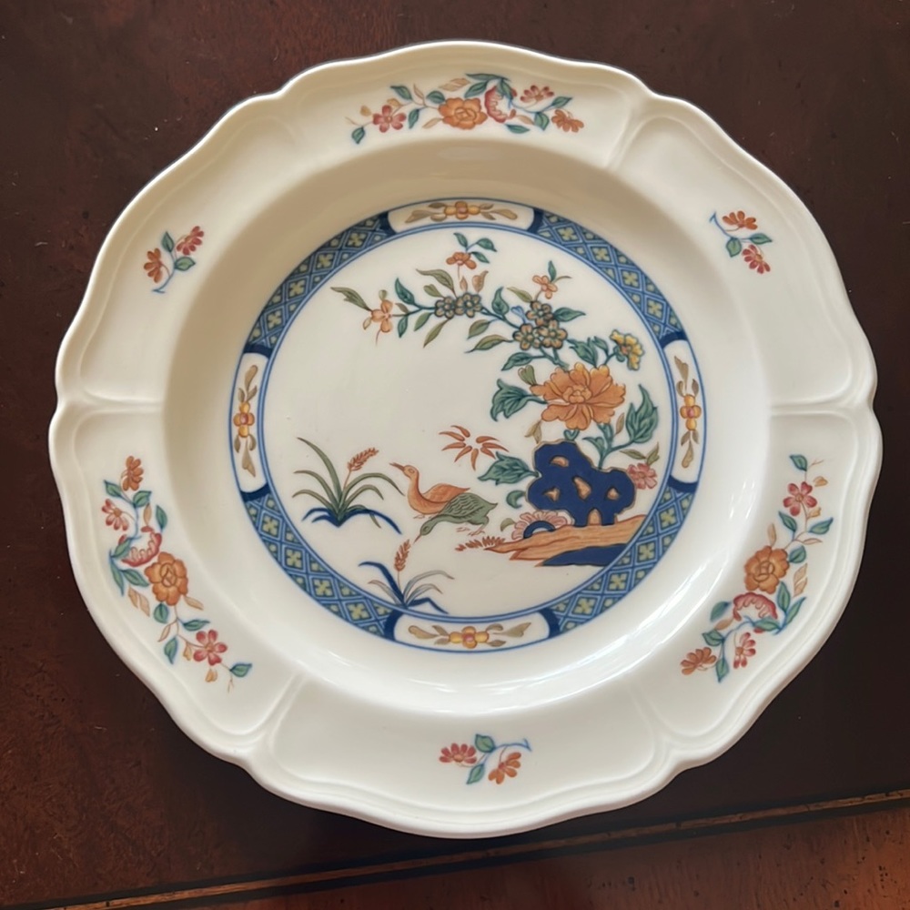 WEDGWOOD MADE IN ENGLAND PLATES